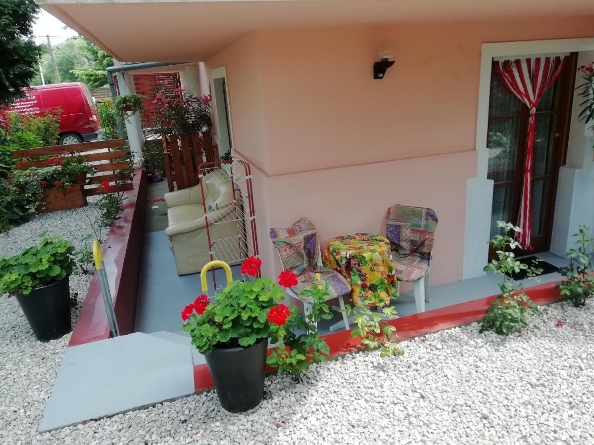 Ilona Kis Kastely Panzio Hotel Keszthely Eksteriør billede